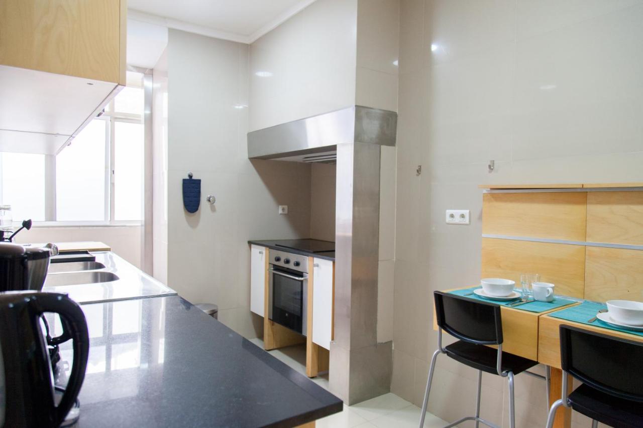 Flh Madragoa Fresh Design Apartment Lisbon Bagian luar foto